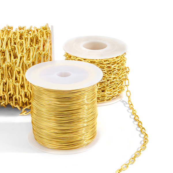 Dije letra Circular, Dorado, con Zirconia de 15 Milimetros en Chapa de Oro